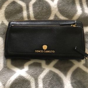 Vince Camuto leather wallet